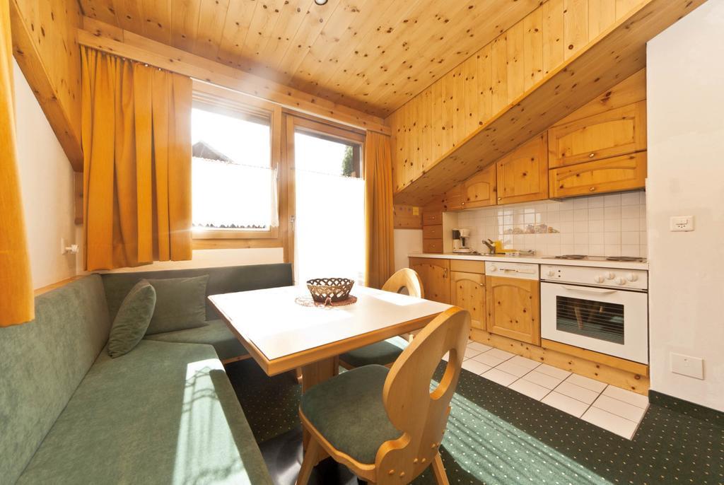 זאמנאון Appartement Laerchenhof חדר תמונה