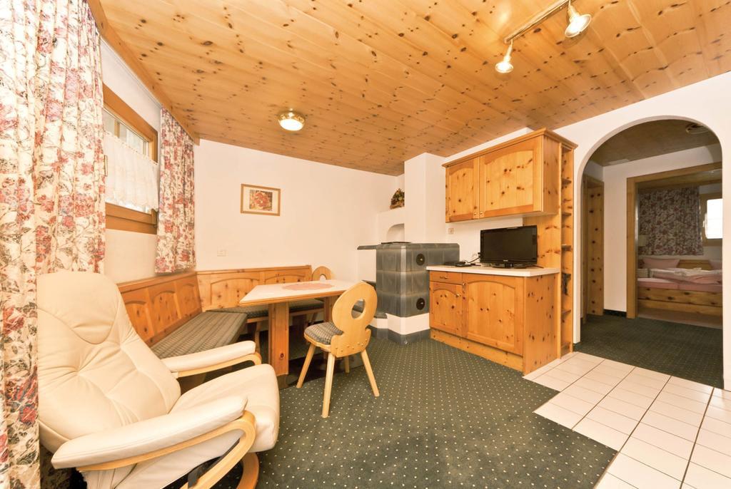 זאמנאון Appartement Laerchenhof חדר תמונה